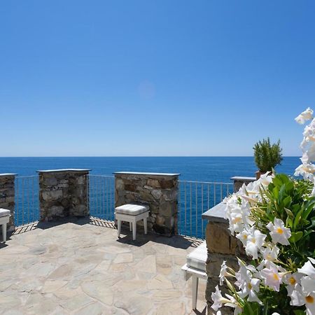 La Mala - Camere Di Charme Vernazza Eksteriør billede