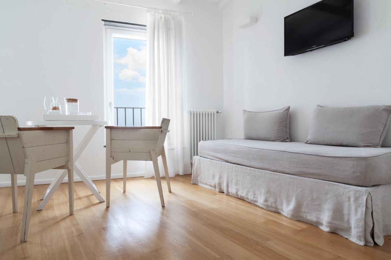 La Mala - Camere Di Charme Vernazza Eksteriør billede